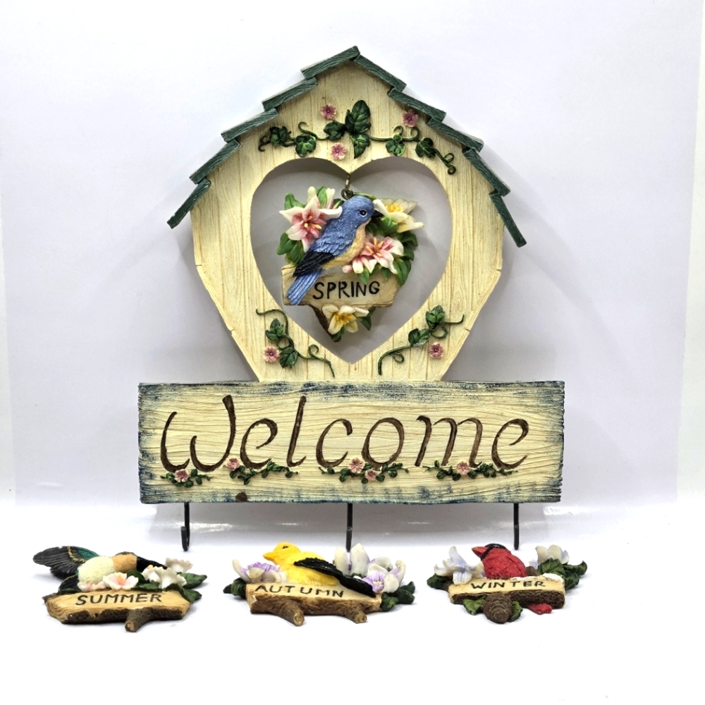 VTG Welcome 4 Seasons Calendar Changeable Key Holder Utensil Hook Birds